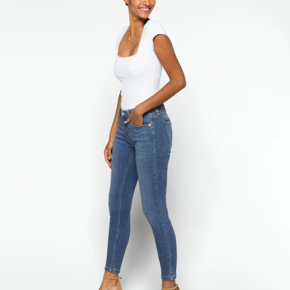 Just USA Marian Low Rise Skinny Jean